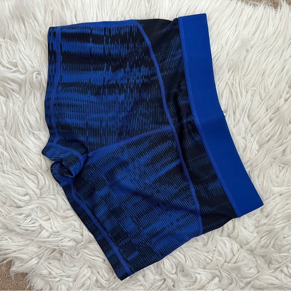 Adidas Techfit Blue Shorts Small - Picture 2 of 3